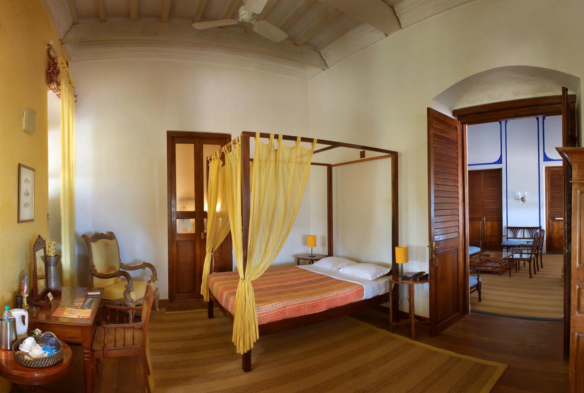 Neemrana'S - Bungalow On The Beach Tharangambadi Extérieur photo